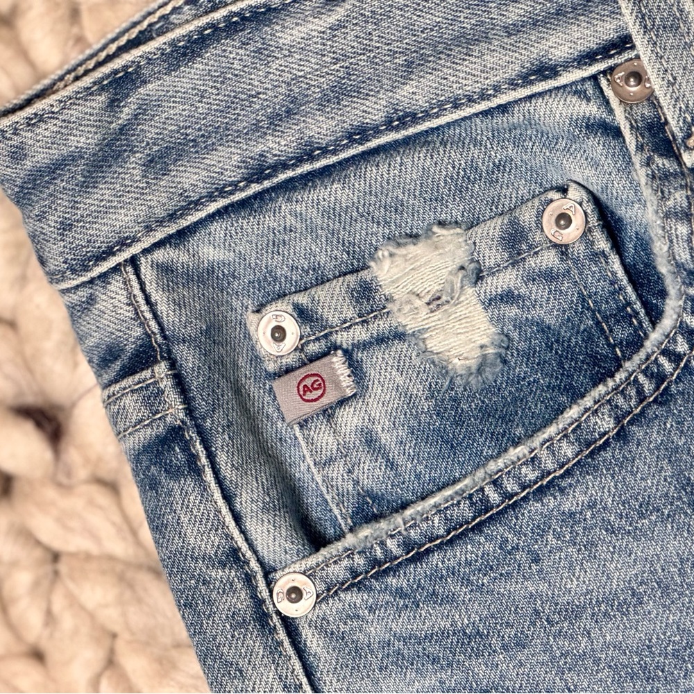 AG-EZZRA TRUE BOYFRIEND JEANS (26R)